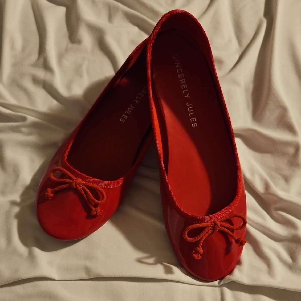 Sincerly Jules Red Suede Ballet Flats with Bow Detail